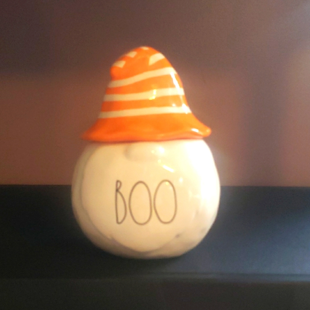 Rae Dunn Boo Gnome Candle
